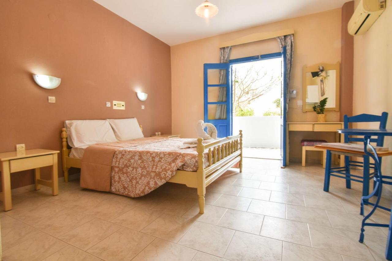 Vardes Hotel Studios Amoopi Eksteriør bilde