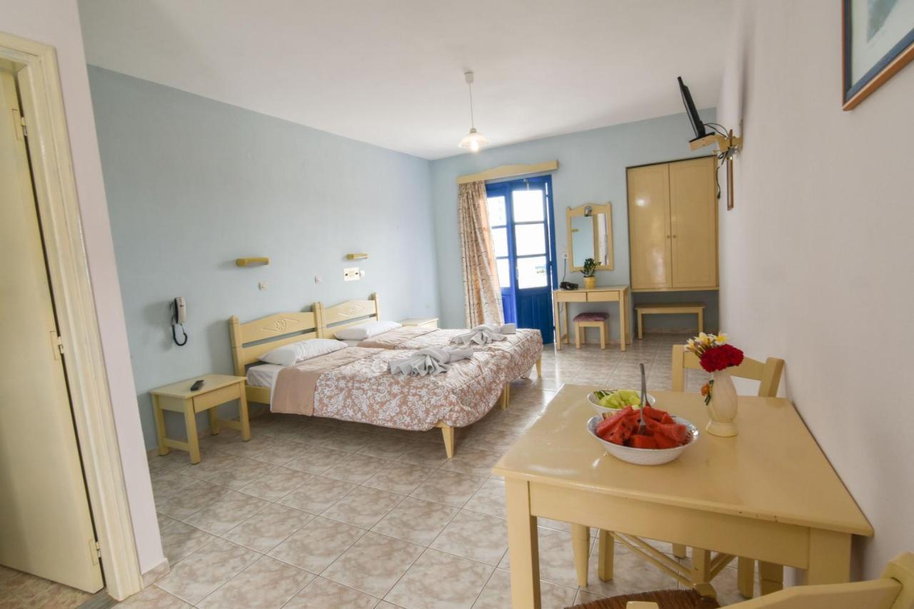 Vardes Hotel Studios Amoopi Eksteriør bilde